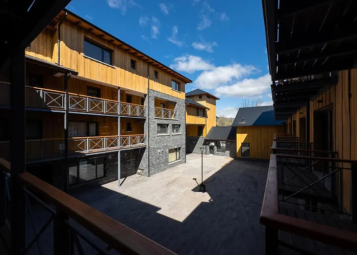 Loretta IV Duplex