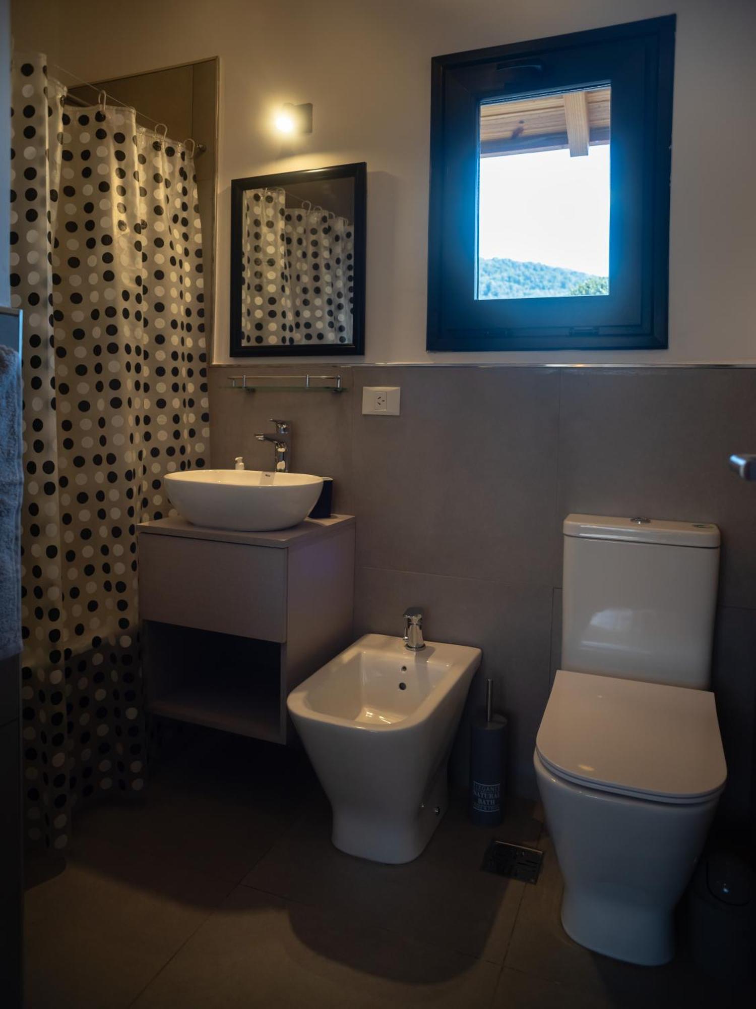 Loretta Iv Duplex Apartment *